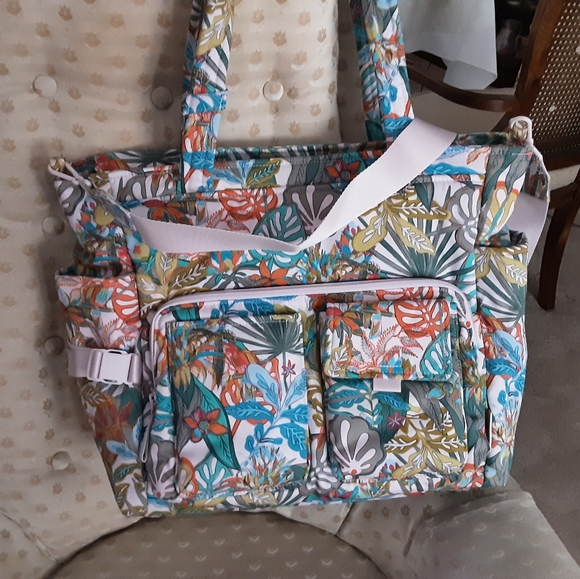 NEW Vera Bradley Utility Tote - Picture 11 of 13